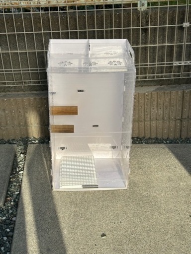 フクロモモンガ　アクリルケージ