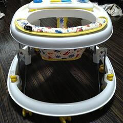 西松屋の歩行器の画像