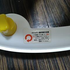 西松屋の歩行器の画像