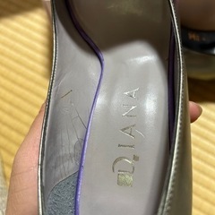 DIANAシルバーオープントゥパンプスの画像