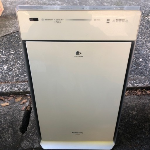 決まりました Panasonic 加湿空気清浄機  F-VC70XK-W 2015年製
