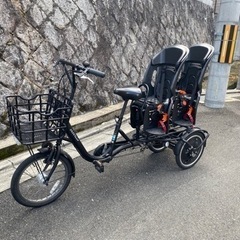 ふたごじてんしゃ　三輪自転車　自転車　