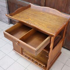 karimoku(カリモク家具) アンティーク調 キッチンワゴンです