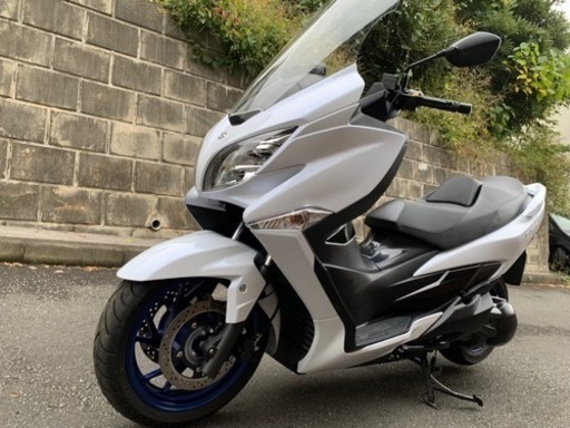 SUZUKI バーグマン400 7700キロ　車検付　ビッグスクーター