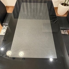 ダイニングテーブル　ガラスの画像