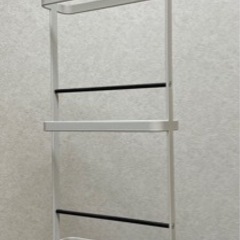【値下げしました】スリッパラック　tower 【山崎実業/YAMAZAKI】白の画像