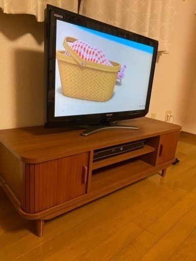 成約済　テレビボード