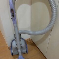 日立 掃除機（ジャンク品） の画像