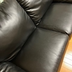 合皮ソファ　2人掛けの画像