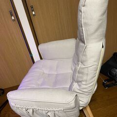 無料　アイリスオーヤマ 回転ファブリックチェア 肘付き FAC-KH　色：アイボリーの画像