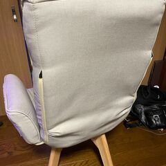 無料　アイリスオーヤマ 回転ファブリックチェア 肘付き FAC-KH　色：アイボリーの画像