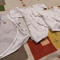 【ベビー服もらってください！】新生児〜3ヶ月目頃までの服セットの画像