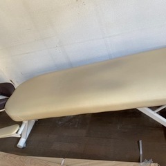 マッサージベット　エステベット　高田ベット　施術ベット　サロン