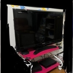 32インチテレビ及びテレビボート