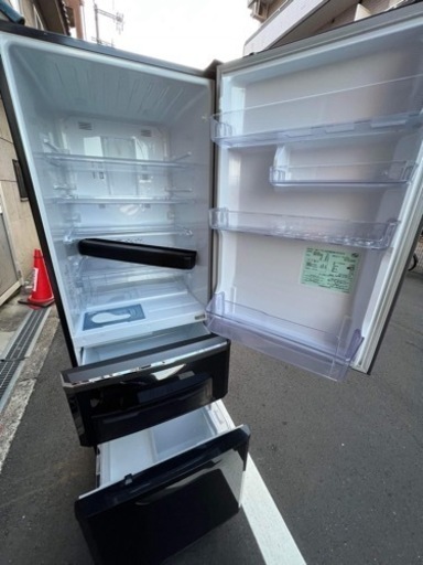 ? 大阪市内配達設置無料 ?三菱冷蔵庫３７０L 自動製氷機付き??保証有り