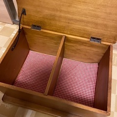 木製　アメリカンカントリー調の物入れの画像