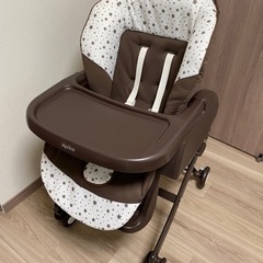 【最終値下げ】アップリカ　ハイローチェア　ユラリズムの画像