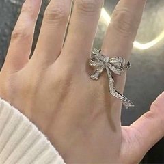 🤍新品　キュービックジルコニア　リング