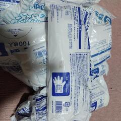 手袋（16個）の画像