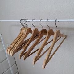 IKEA　ブメラング　ハンガー　木製ハンガー 8本セット②