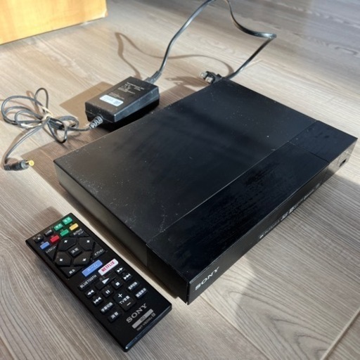 （受け渡し者決定）ブルーレイプレーヤー/DVDプレーヤー 4Kアップコンバート BDP-S6700