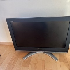 TOSHIBA液晶テレビ　32型