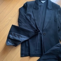 【今週3,000円】【クリーニング済み】【11号】『BELLEHOUSEレディーススーツ』の画像