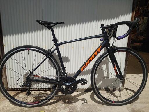 GIANT　ロードバイク　サイズM　（お話し中）