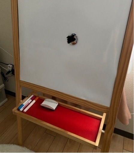 IKEA イーゼル