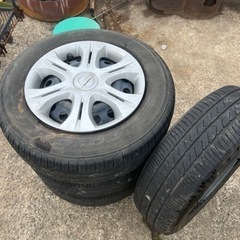 TOYO夏タイヤ　4本セート185/70R14の画像