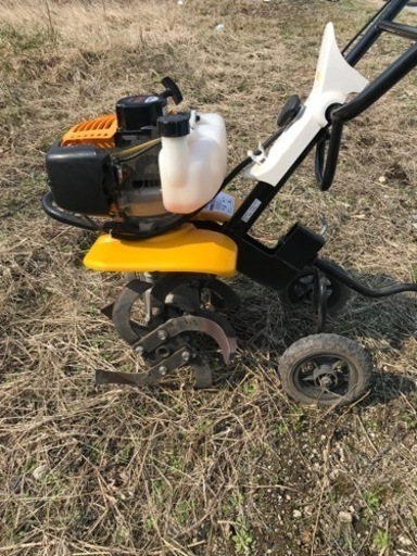 耕運機　　畑仕事に大活躍。