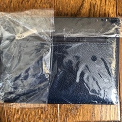 新品未使用　牛革　二つ折りメンズ財布　ネイビーの画像