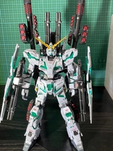 HG フルアーマーユニコーンガンダム(デストロイモード)