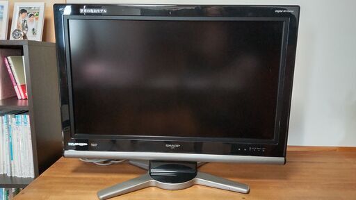 液晶テレビ　シャープアクオス32型