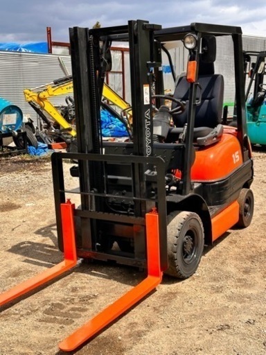 TOYOTAトヨタフォークリフト　6FGL15 パワステ　ミッション車　1682hr再塗装　整備済　作動品