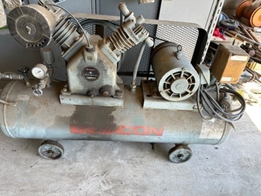 【ジャンク】エアーコンプレッサー