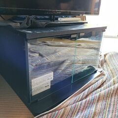 黒色 テレビ台 さしあげます。