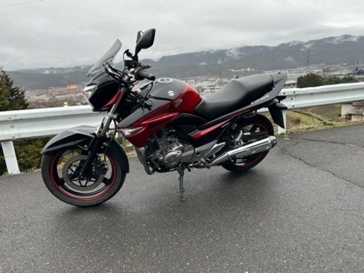 スズキ　gsr250