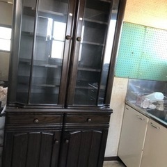 食器棚、茶箪笥