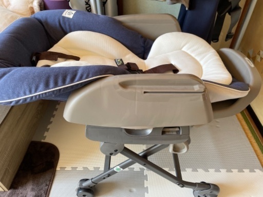 コンビ　ネムリラ　手動