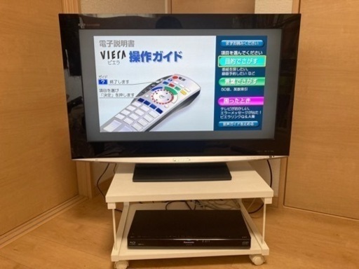32型液晶テレビ、ブルーレイレコーダー、テレビ台