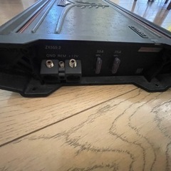 KICKER アンプの画像