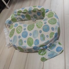 授乳クッション　マイブレストフレンド　おまけ付き