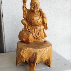 購入者、決まりました。大黒様と恵比寿様の木彫りの置物