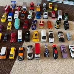 トミカ HOTWHEELS