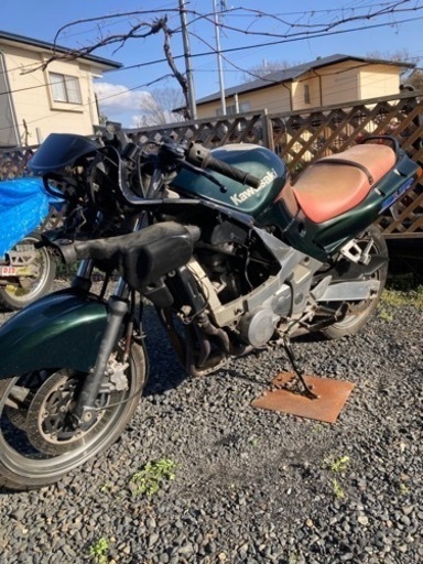商談中　カワサキ　ＺＺＲ400 書類付き部品取りレストアベースジャンク