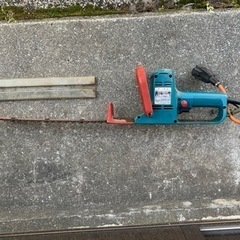 makitaマキタ 生垣バリカン ヘッジトリマーの画像