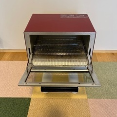 シンプルなトースターの画像