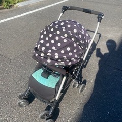 ベビーカー　アップリカlauraの画像