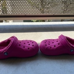 crocs キッズサンダル ピンク J1サイズ(19cm) 中古※まとめ買いでお値引きしますの画像